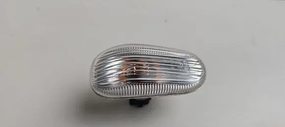 Saab 9-5 Front fender indicator light 12777318
