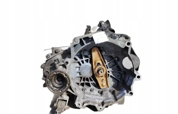 Volkswagen Fox Manual 5 speed gearbox HUY