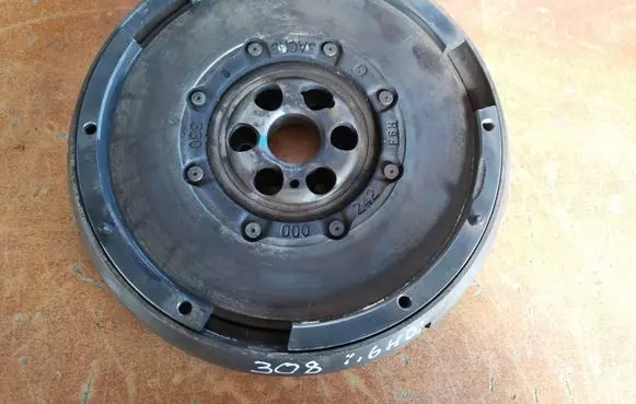 Peugeot 308 Dual mass flywheel 330000242