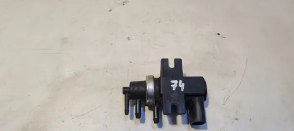 Volkswagen Touareg I Turbo solenoid valve 1J0906627