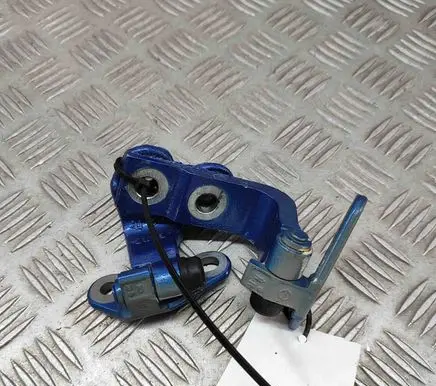 Rear door hinge set