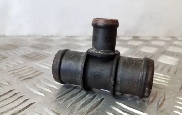 Volkswagen Sharan Engine coolant pipe/hose 323220