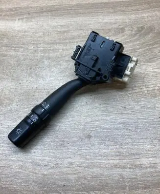 Toyota Avensis T250 Indicator stalk 8414005110