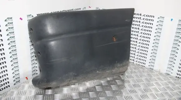 Rear bumper corner part panel trim