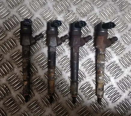 Alfa Romeo Giulietta Fuel injector 0445110 0445110229