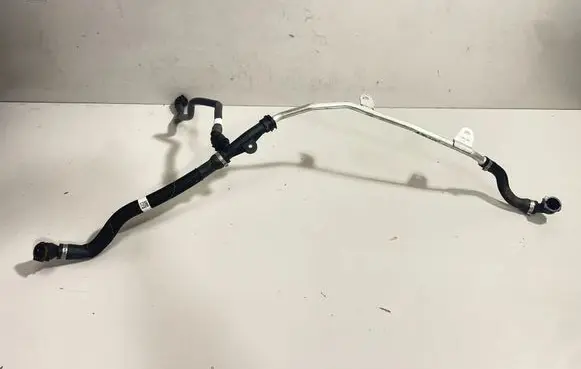 BMW X6 G06 Engine coolant pipe/hose 8470070 8598354