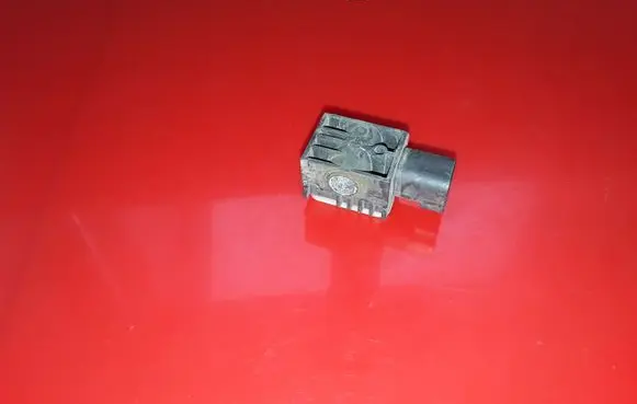 Jaguar XF X250 Airbag deployment crash/impact sensor 8X2314B006AA 965041208