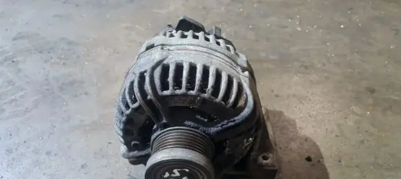 Volvo XC90 Generator/alternator 30667787