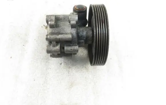 Citroen C5 Power steering pump 9637600880 7617955538