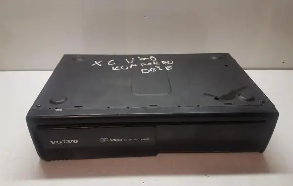 Volvo XC70 Radio/CD/DVD/GPS head unit 8651018 A316