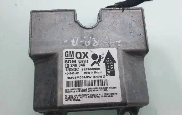 Opel Zafira B Airbag control unit/module 13246046