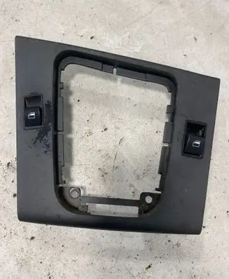 BMW 3 E46 Gear shifter surround trim plastic 8211465