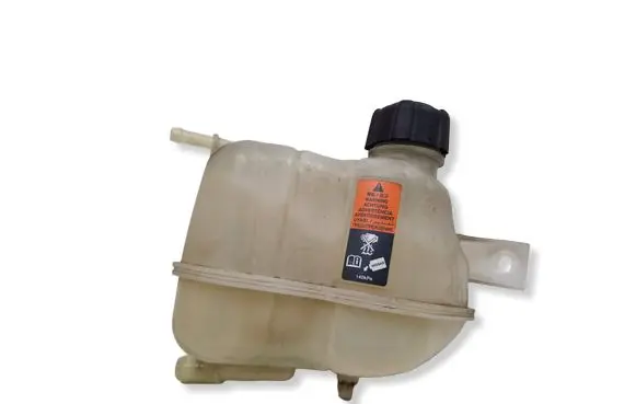 Nissan Qashqai Coolant expansion tank/reservoir 