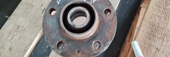Audi Q5 SQ5 Front wheel bearing hub 8K0407613B