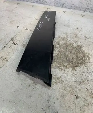 Renault Clio V Pillar (middle) 802847649