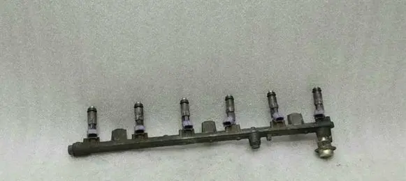 Lexus IS 220D-250-350 Fuel main line pipe 2327073010