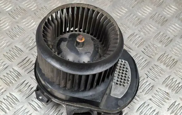 Mercedes-Benz A W176 Heater fan/blower A2469064200 132563 CZ1163600754