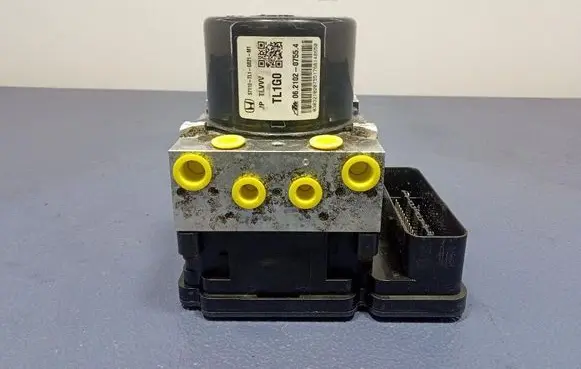 Honda Accord ABS Pump 06210951773