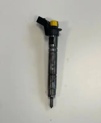 Mercedes-Benz ML W164 Fuel injector A6460701487