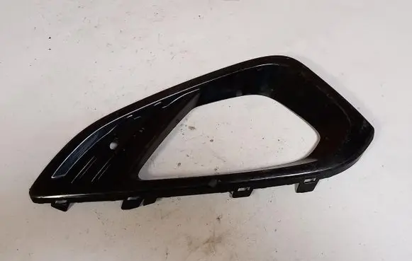 Ford Fiesta Front bumper lower grill 