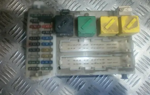 Ford Mondeo MK I Fuse box set 93bg14k150ac