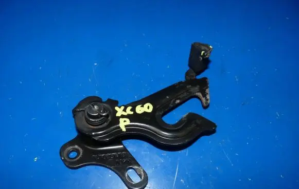 Volvo XC60 Engine bonnet/hood lock/catch
