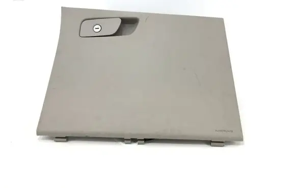 Chrysler Pacifica Glove box 5RL34TRMAC