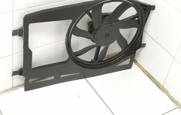 Mini One - Cooper R50 - 53 Electric radiator cooling fan 8240290 1475578 17421475578