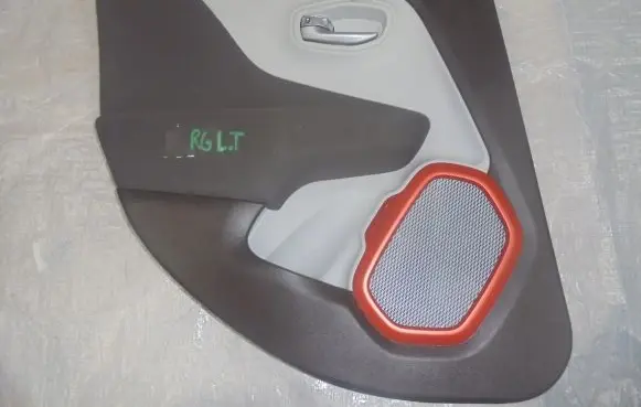 Jeep Renegade Rear door card panel trim