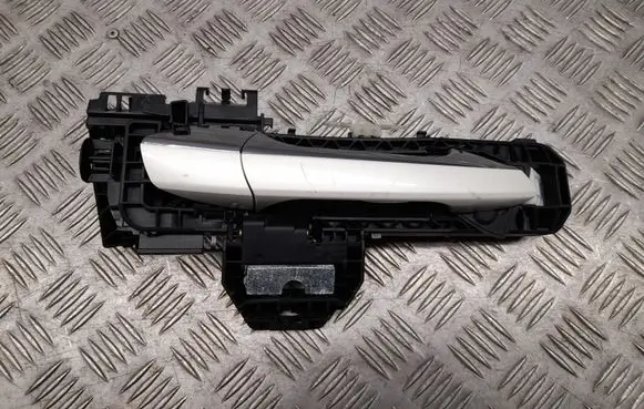 Mercedes-Benz E A207 Front door exterior handle A2077604540 A2047602734