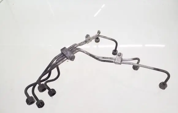 Fuel injector supply line/pipe