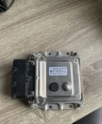 Mercedes-Benz Sprinter W906 Reducing agents exhaust control unit A0009002308
