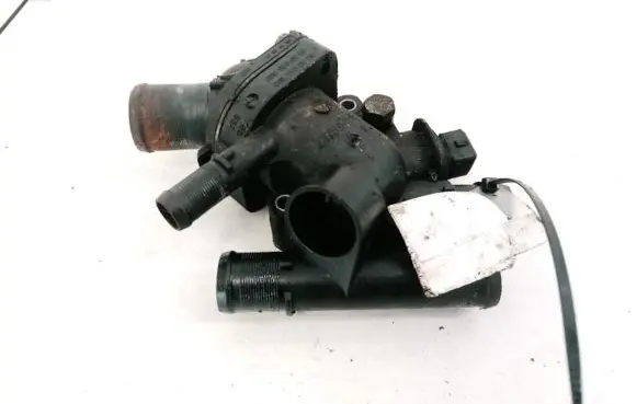 Mitsubishi Space Star Engine coolant pipe/hose 8200065390 8200065392