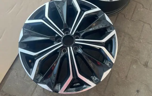 Citroen DS4 R19 alloy rim 