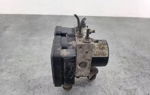Skoda Octavia Mk2 (1Z) ABS Pump