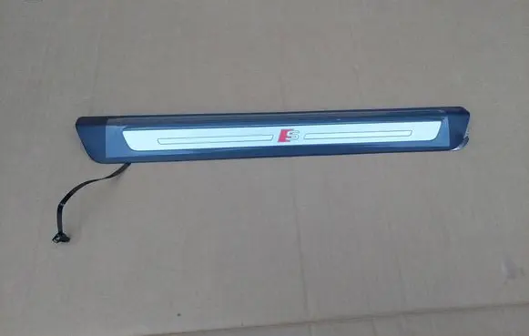 Audi Q5 SQ5 Front sill trim cover 80A947418C