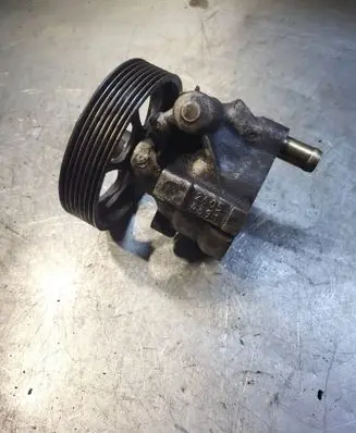 Renault Trafic II (X83) Power steering pump