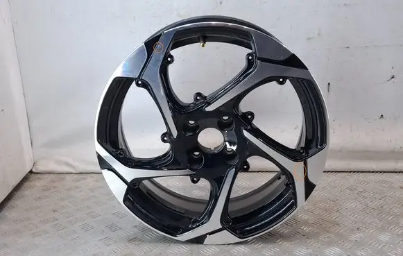 Citroen C4 III e-C4 R18 alloy rim 9832063280