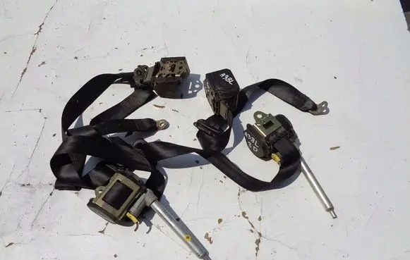 Audi A3 S3 8L Front seatbelt PASYBEZPIECZESTWA