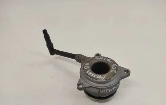 Volkswagen PASSAT B6 clutch release bearing 
