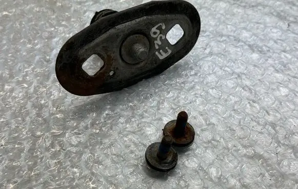 BMW 5 E39 Engine bonnet/hood lock/latch loop/hook 