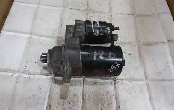 Volkswagen Polo Starter motor 02T911023E 000121016