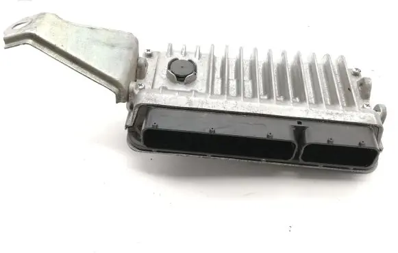Toyota Yaris Engine control unit/module 896610DT20