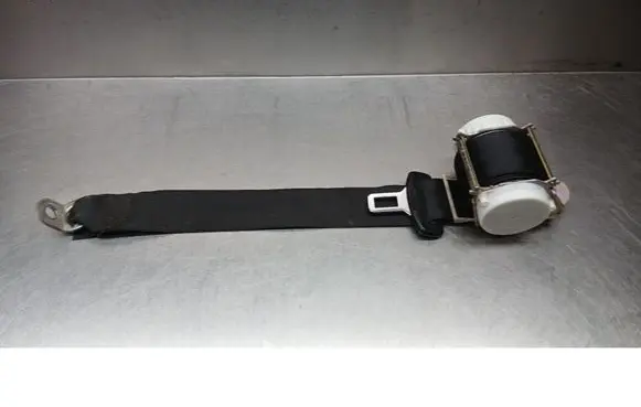 Audi A3 S3 8P Rear seatbelt 8P3857805B
