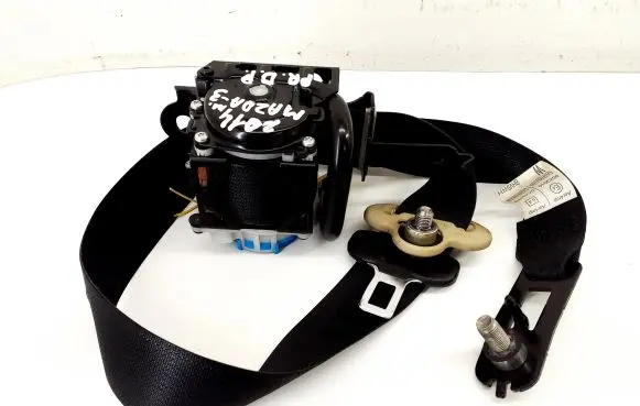 Mazda 3 II Front seatbelt TKAH2EH959