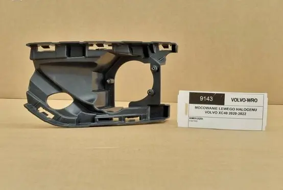 Volvo XC40 Fog light bracket 31407959