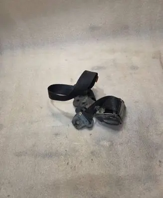 Ford Sierra Front seatbelt 0333226 30843200