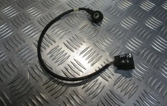 Ford Focus Detonation knock sensor 98MF-12A699-BA