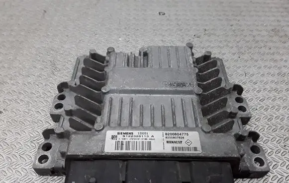 Renault Scenic II - Grand scenic II Engine control unit/module 8200804775 S122326113A
