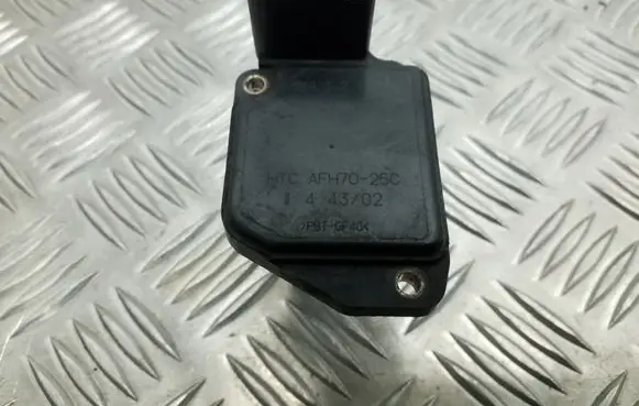 Audi A6 S6 C5 4B Mass air flow meter AFH7025C